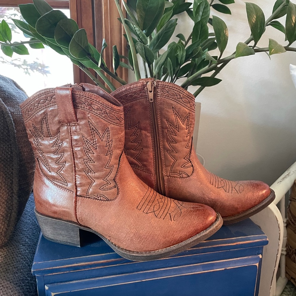 Cowboy boots